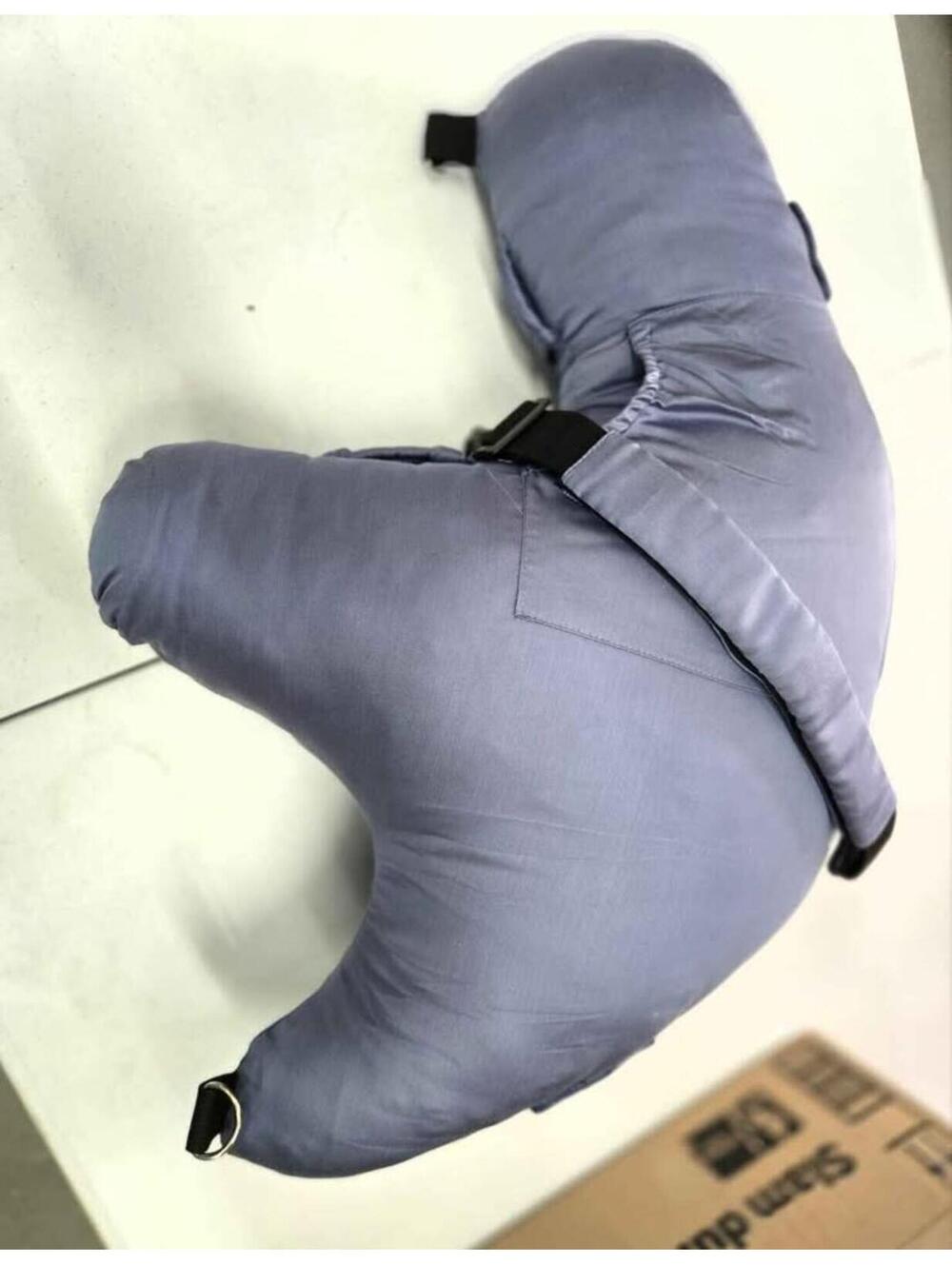 Shoulder support pillow